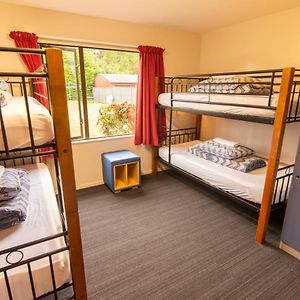 Bed 4-Bed Mixed Dormitory Room